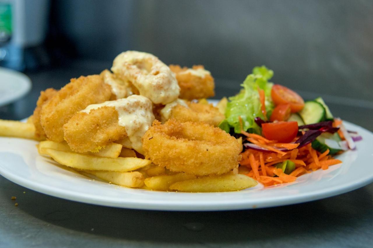 Sarina Motor Inn מראה חיצוני תמונה