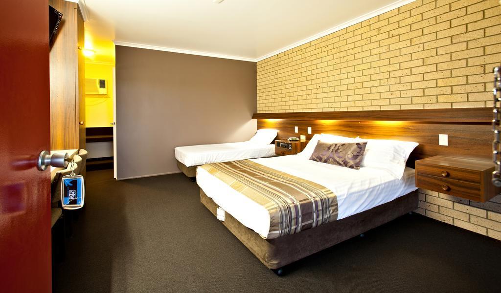 Sarina Motor Inn מראה חיצוני תמונה