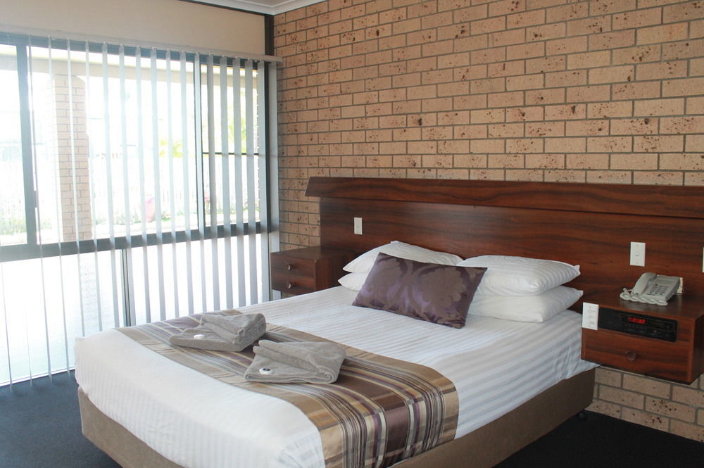 Sarina Motor Inn מראה חיצוני תמונה